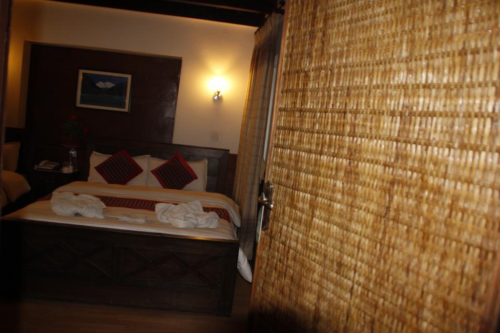 Hotel Peace N Park Kathmandu Exterior photo